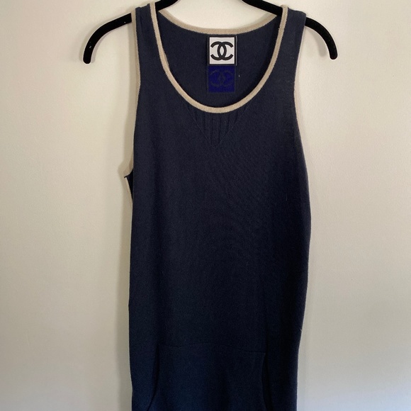 CHANEL Dresses & Skirts - NWT Chanel 100% cashmere sleeveless tennis dress with pockets